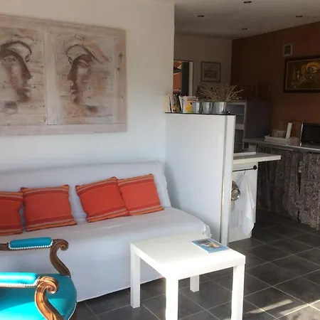 Holiday home Domaine Castelsec